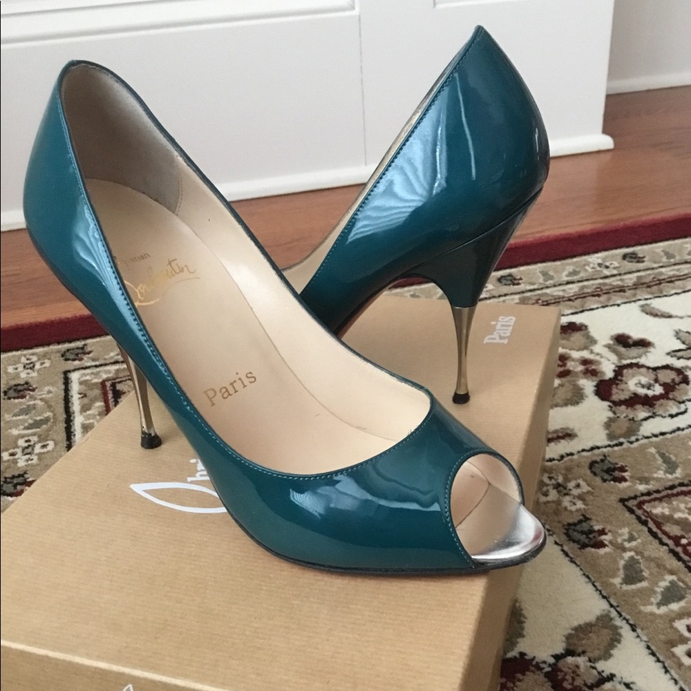 Christian louboutin yo-yo spina peep toe pumps 37